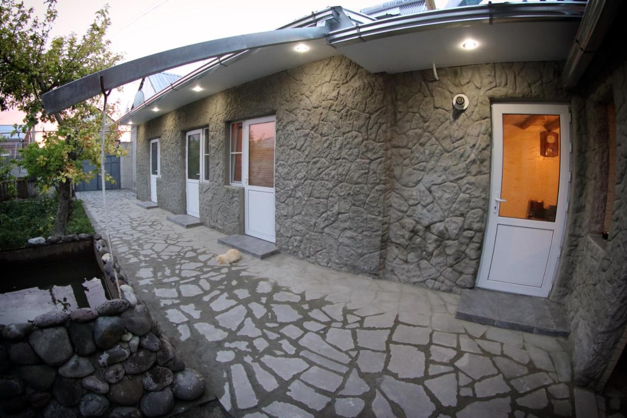 Vanand Guest House Gyumri Exterior foto